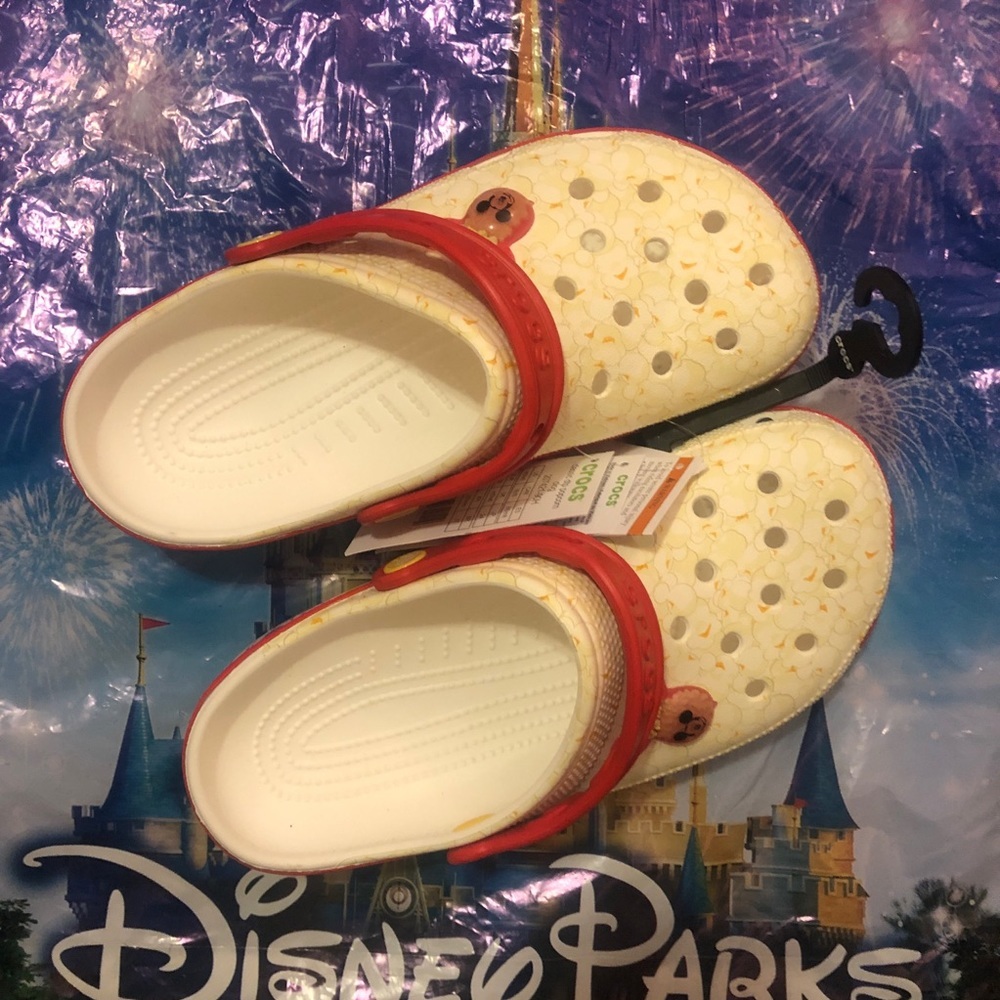 Walt Disney World Parks Balloon Mickey Popcorn CROCS NWT - M 6 W 8 - Rare - Picture 3 of 6